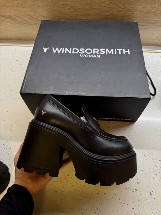 Кожени боти на платформа с ток  WINDSORSMITH