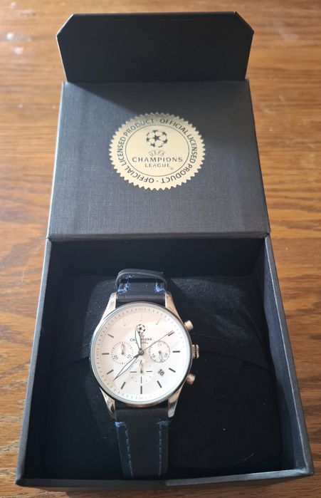 Нов часовник Champions Ligue ( Jacues Lemans )