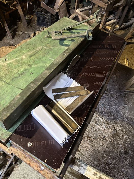 Abric/abricht + circular panza/cutite noi