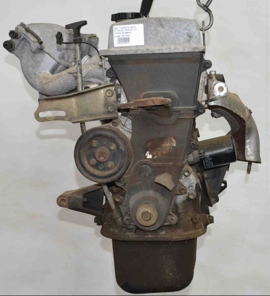 Двигатель на TOYOTA COROLLA AE100 5A-FE