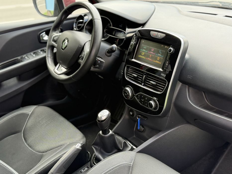RENAULT CLIO 2019   si in rate