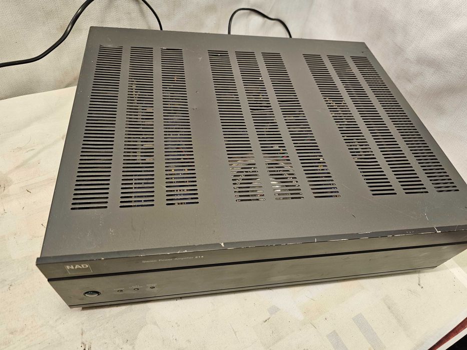 Final NAD Power amplifier 214 125W