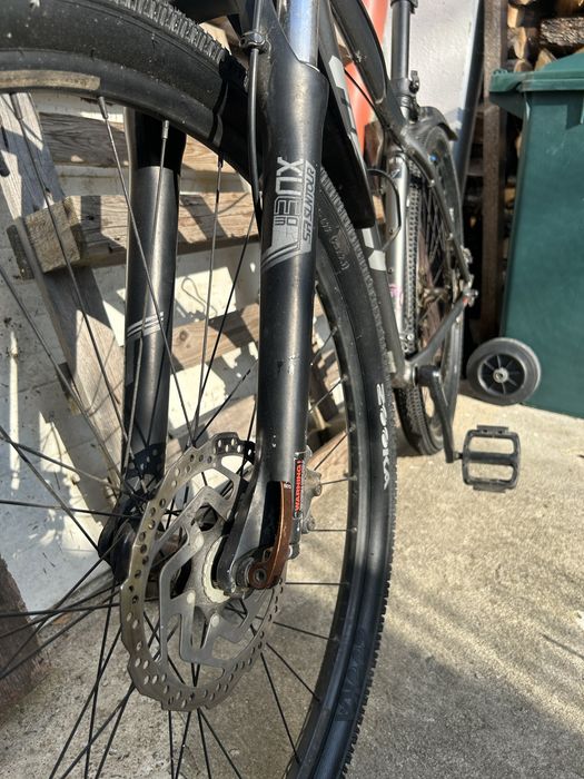 Bicicleta Felt Nine 60 grey