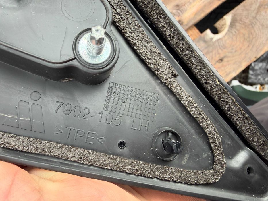 Огледало Suzuki Vitara