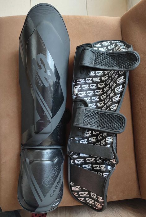 Детска екипировка за кикбокс