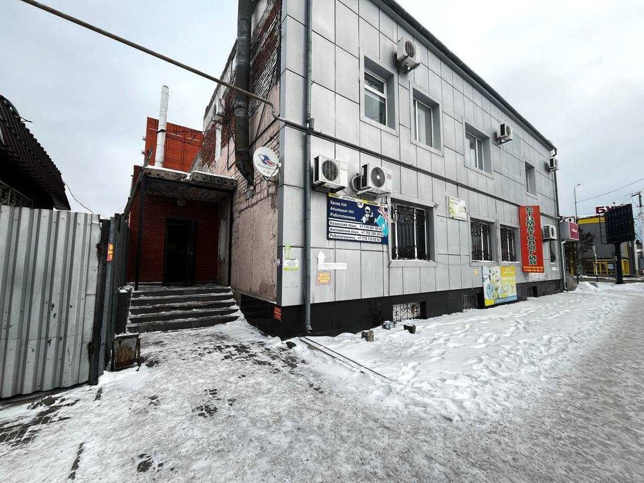 Коммерческое помещение 404,3 кв.м.