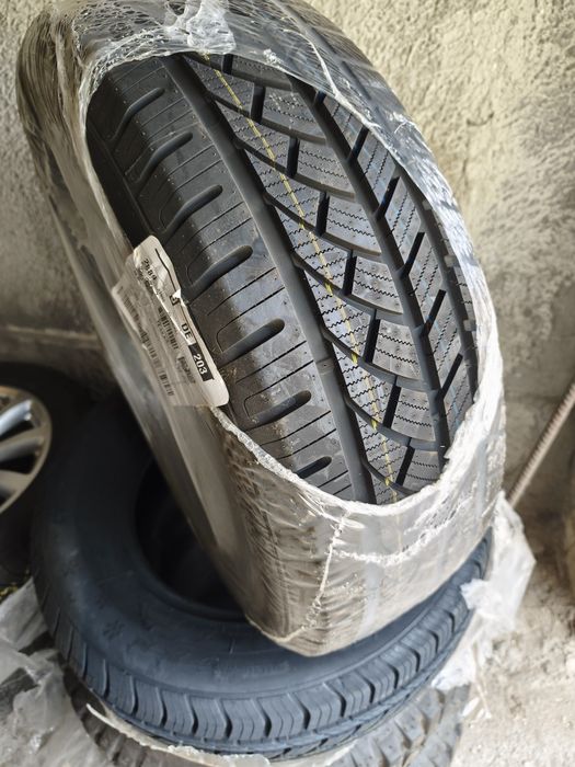 Нови гуми 235/65R 16C