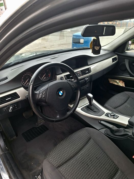 BMW 318D 2012г.5000евро