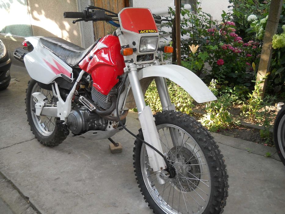 vand motocicleta Yamaha 600 tt - e