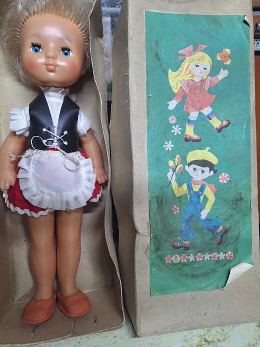 Păpușă Epoca de Aur