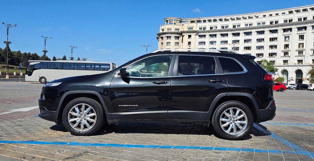 JEEP Cherokee 2019 — imagine 4