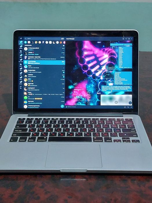 MacBook Pro A1502
