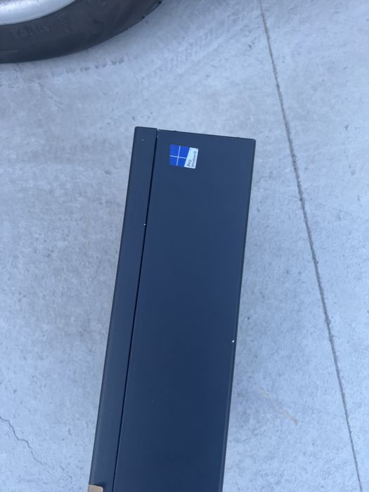 компьютер.        .