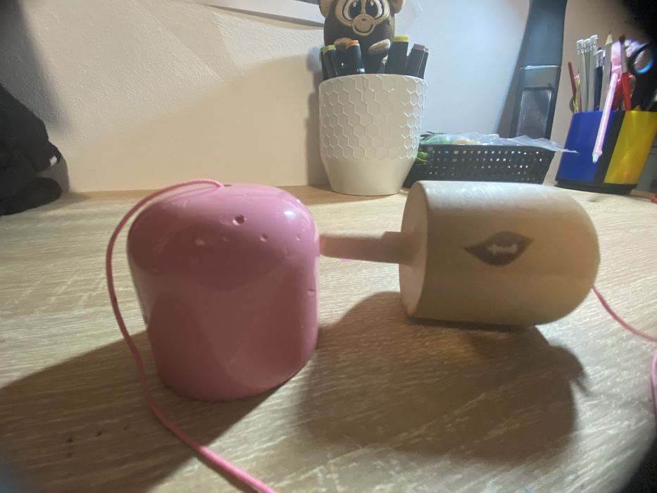 Pill roz folosit puțin da e foarte bun