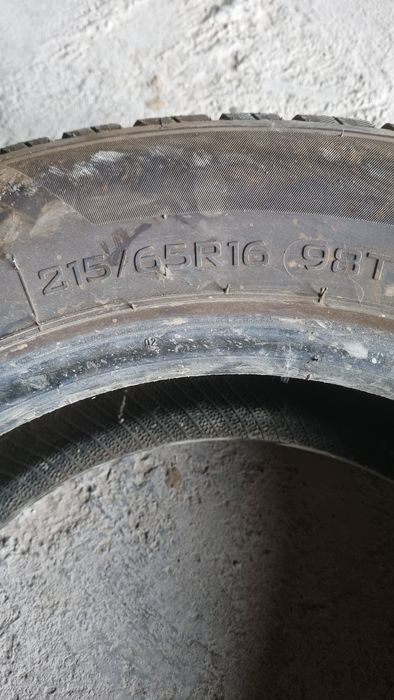 215/65/16 шина б/у