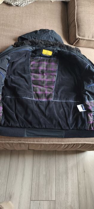 Продается мужская куртка!