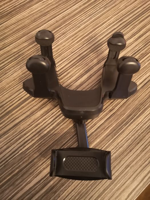 Suport universal pentru telefon