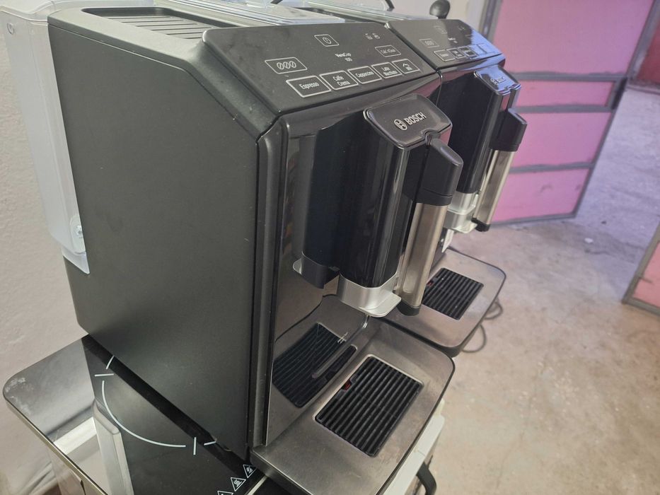 Продавам кафе-машини Робот Бош Делонги и Саеко.