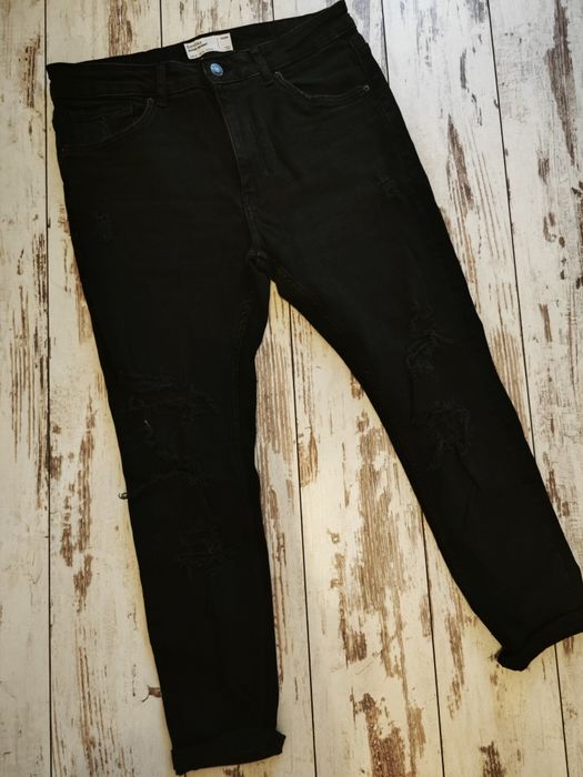 Мъжки дънки слим модел и мъжки ризи