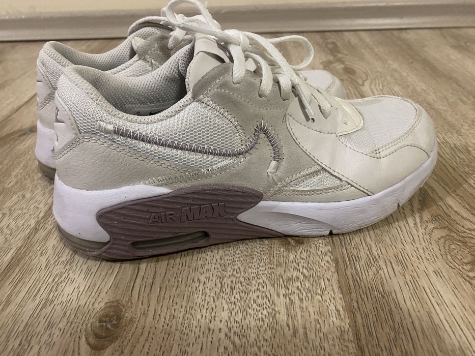 Дамски маратонки Nike