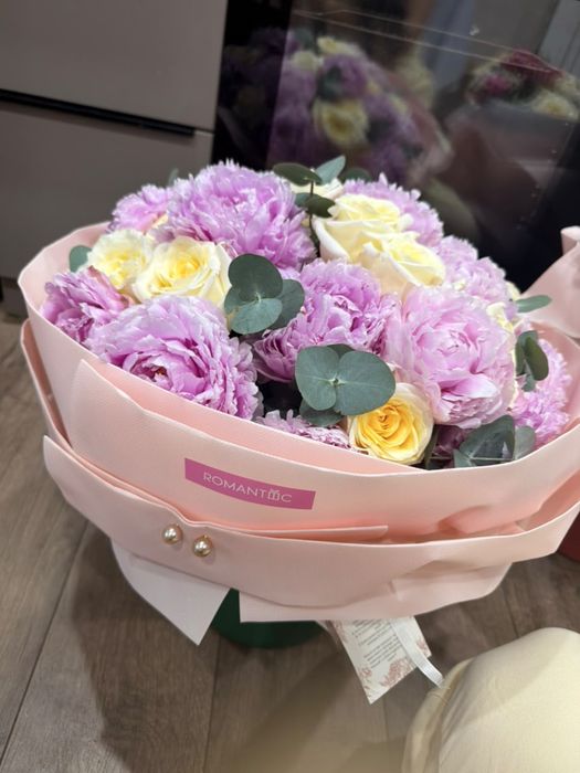 Продам букет с пионами от ROMANTIC