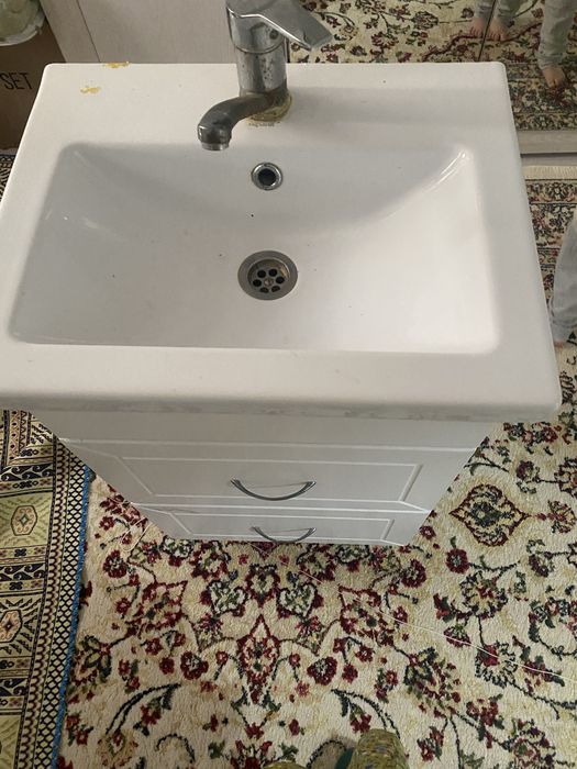 Роквина шкаф мен