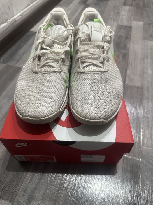 Оригинални маратонки Nike 42.5 номер