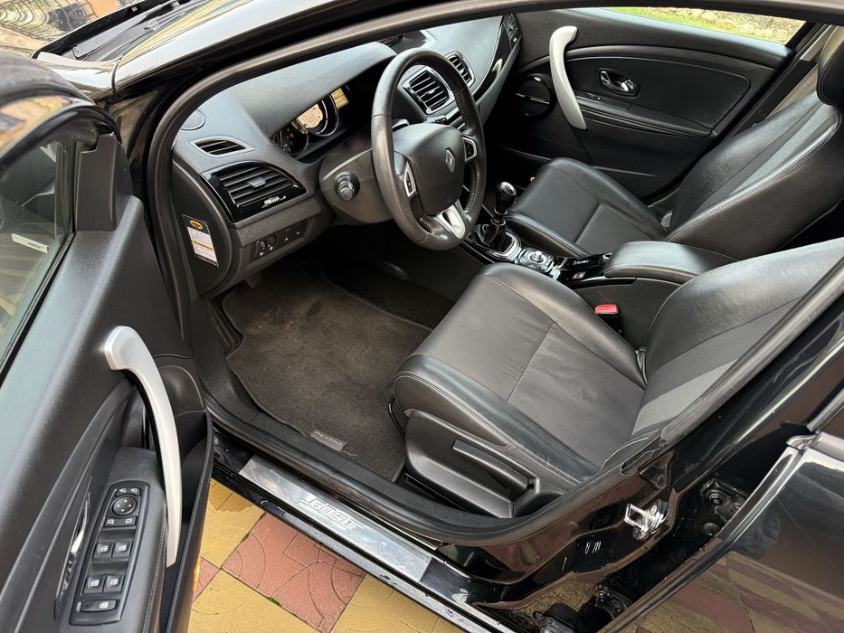 Renault Megane3-“BOSE”1,5 DCI-110cp-2012-euro5- recent adus pe roti