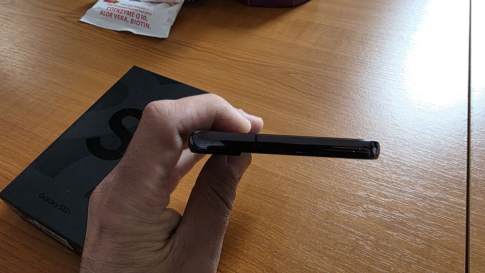 Samsung Galaxy S22+ plus 256 GB черен Dual Sim