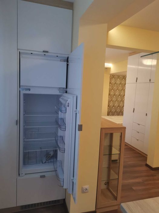 Дава се под наем Двустаен апартамент в София, Лозенец - 56 кв.м за 600 € - Снимка #2