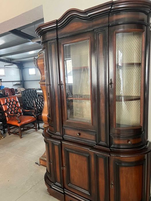 Vitrina Baroc,lemn masiv!