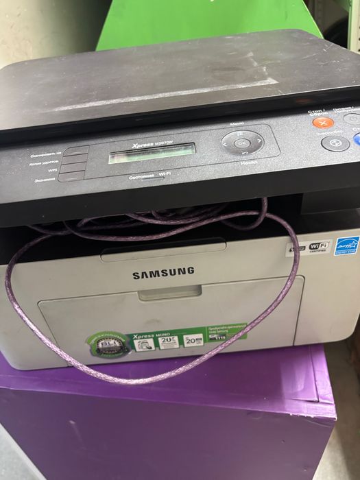 Принтер Samsung с проводами