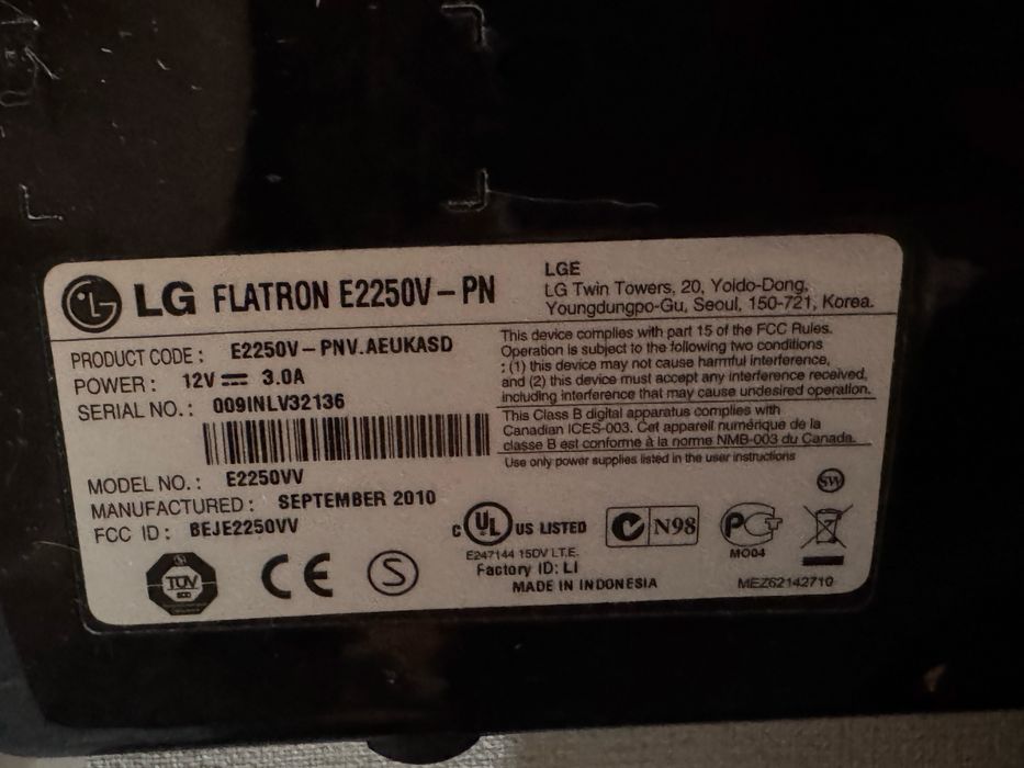 Монитор LG Flatron E2250V-PN,