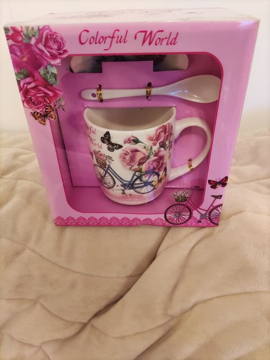 Комплект чаша за кафе три части