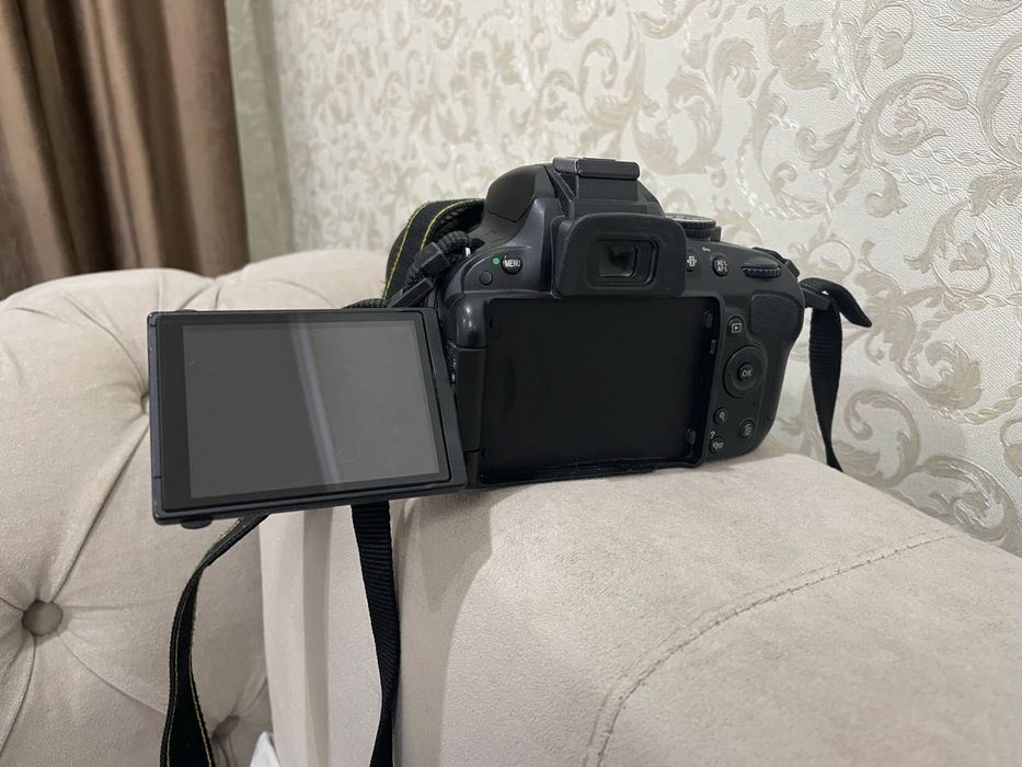 Продам фотоаппарат Nikon D5100