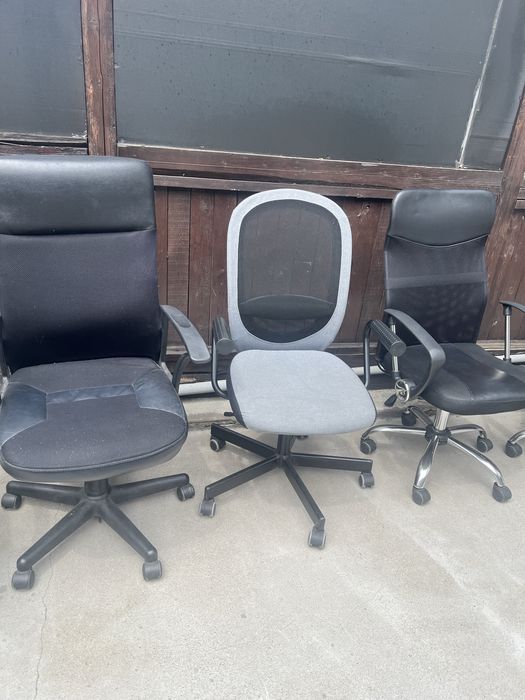 Scaun de birou, folosit, la alegere dintre cele disponibile, doar ridicate personala