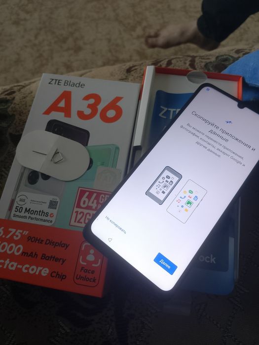 Продам смартфон zte
