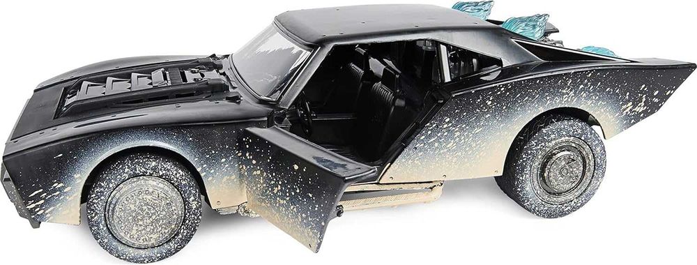 BATMAN Батмобил Кола със звук и светлина 3 фигури Батман и аксесоари