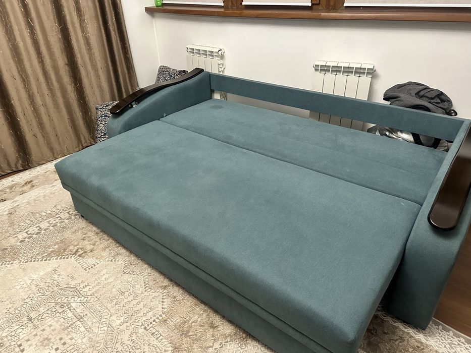 Продам диван в отличном состоянии