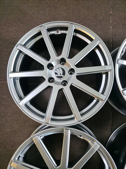 4 Jante Aliaj 5x112 18'' 8J ET 35 57.1 - Dedicate VW Tiguan Passat Golf T-Roc Touran Sharan / Skoda Octavia Superb Yeti Kodiaq Karoq JANTE NOI !