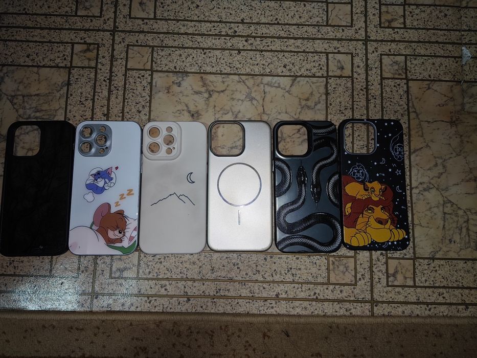 Продается чехол на айфон 14 про мах