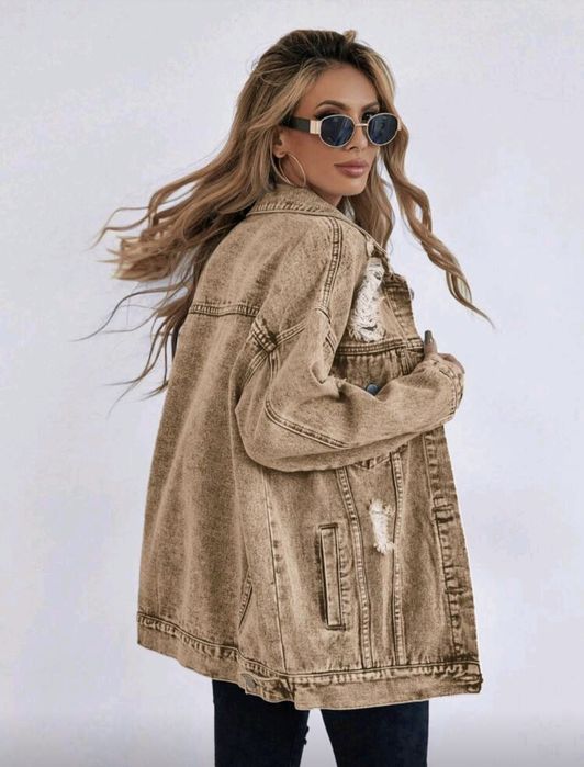 Дамско Ново дънково яке!