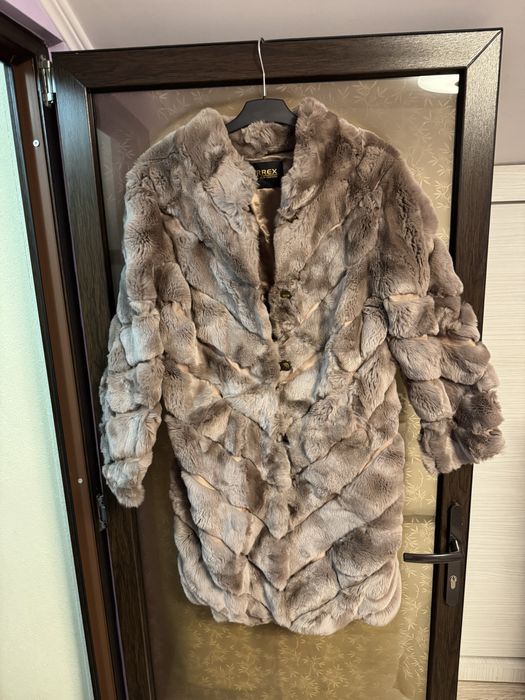 Haina de blana superba