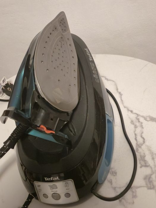 Stație de călcat Tefal express vision