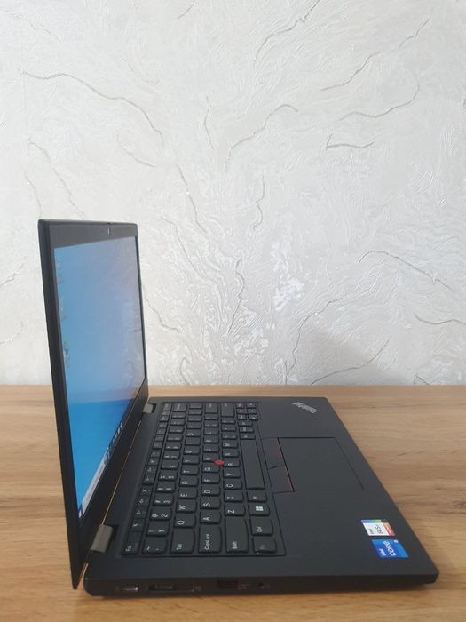 Lenovo i5-1135G7 8/256gb