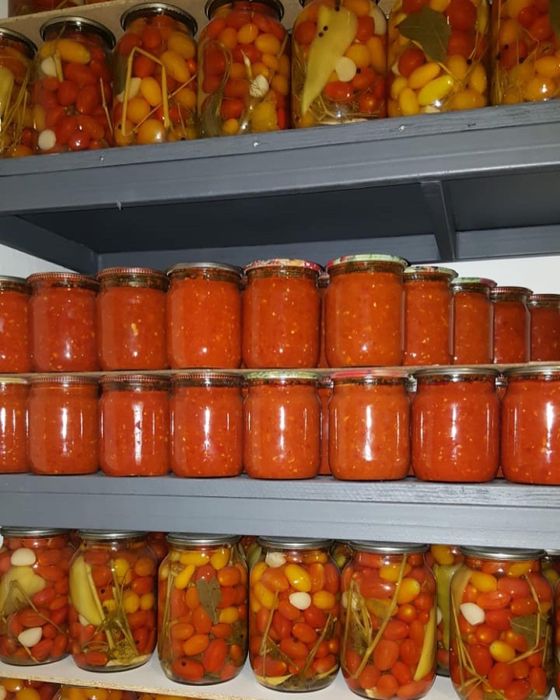 Соленные огурцы помидоры варенье