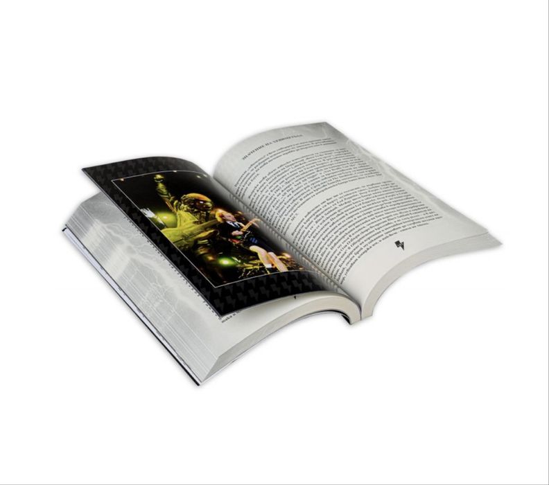 Книга AC/DC двете страни на славата - Пол Стенинг