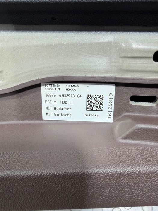 Plansa Bord/Head Up Display Piele ORIGINALA Bmw Seria 5 G30 G31