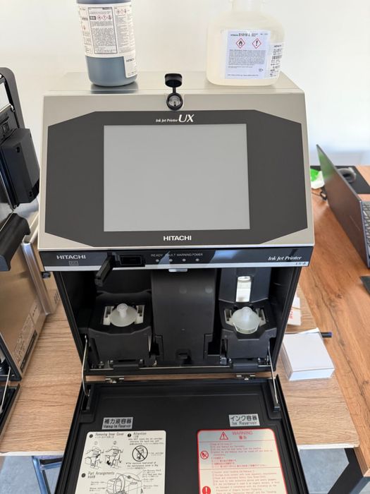 Промышленный каплеструйнный принтер Hitachi