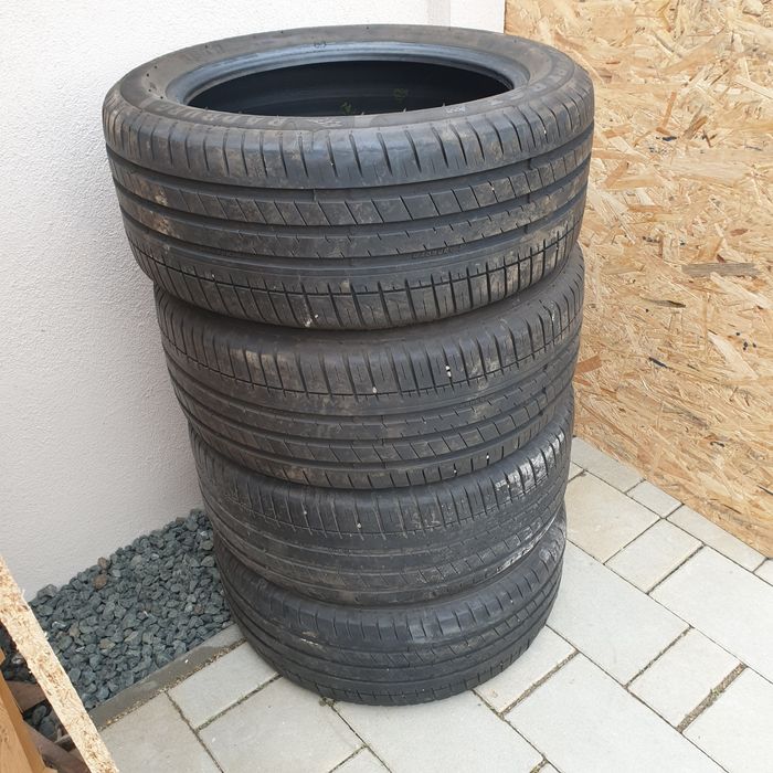 Vand roti complete pe 18 si 4 cauciucuri pe 17